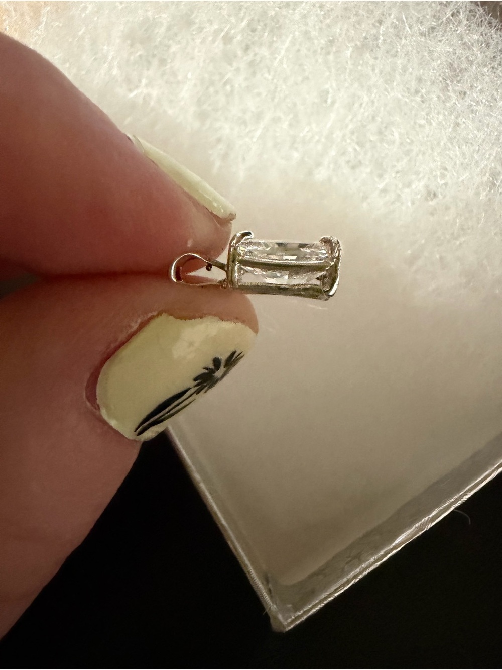 Classic 1.5 carat radiant lab grown diamond Pendant - Picture 4 of 12